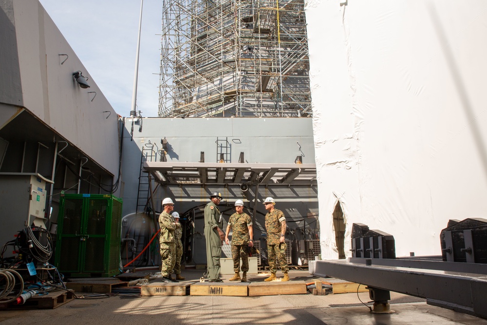 FMFLANT, MARFORCOM, MARFOR NORTHCOM Leadership tour the USS San Antonio (LPD 17)