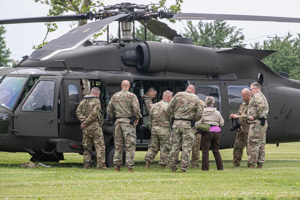 New Jersey Army Aviation Supports 99th Regional Support Command