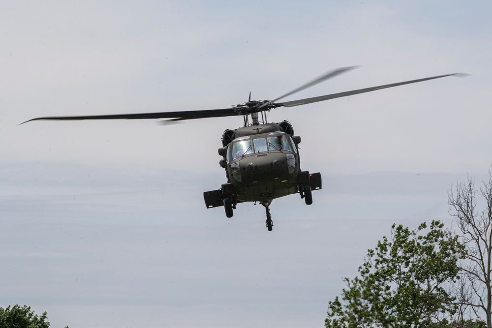 New Jersey Army Aviation Supports 99th Regional Support Command