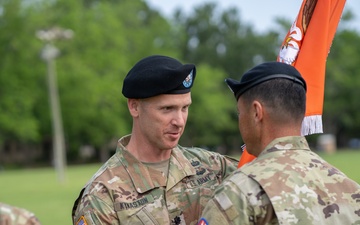 The 50th Expeditionary Signal Battalion-Enhanced (ESB-E), 35th Corps Signal Brigade welcomed their new commander