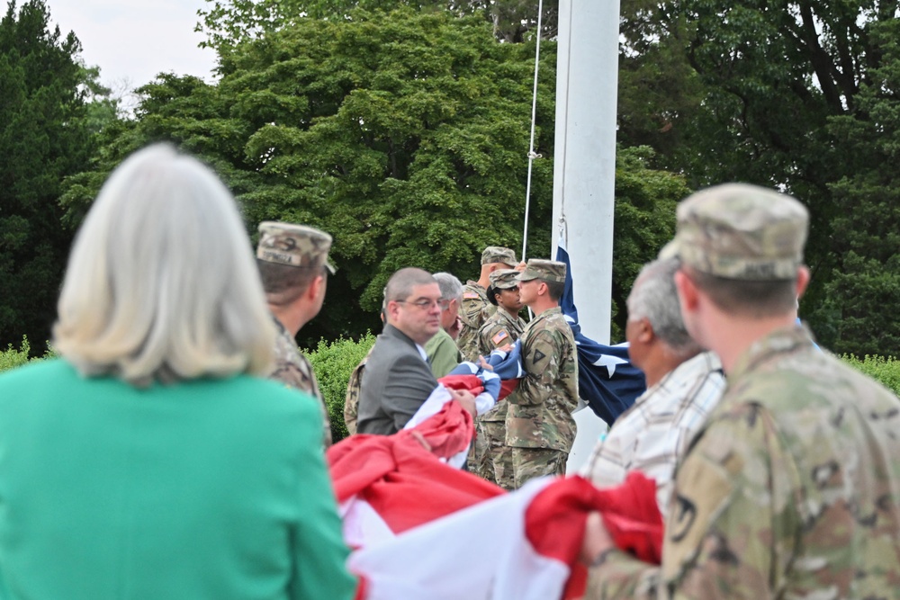 Fort Dix – Army US Flag Ceremony / Reveille  – U.S. ASA Fort Dix HQ (NJ)