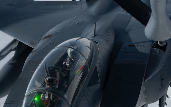 Republic of Singapore Air Force refuels with 92nd Air Refueling Wing