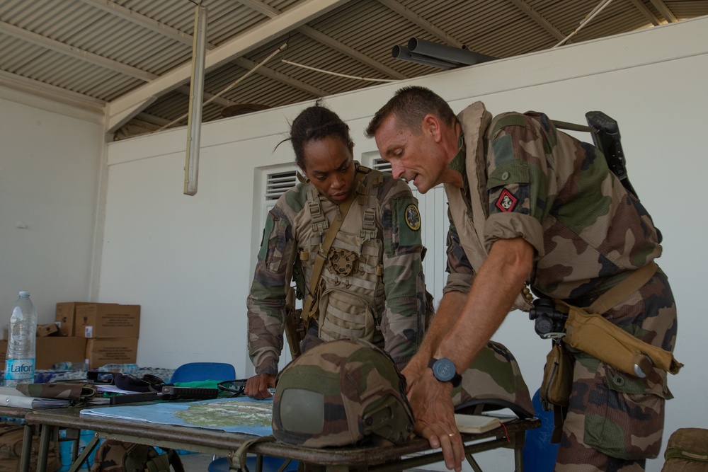 Caraibes 22: U.S. Marines transport NATO allies