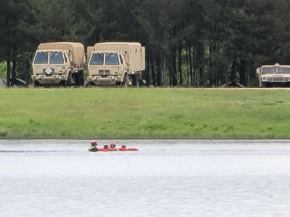 Wisconsin Guard UH-60 Soldiers hold live-hoist, medical-evacuation training at Fort McCoy