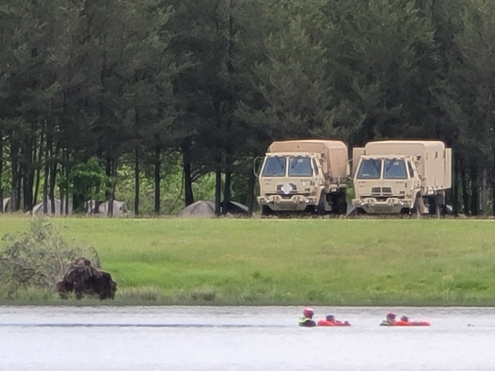 Wisconsin Guard UH-60 Soldiers hold live-hoist, medical-evacuation training at Fort McCoy