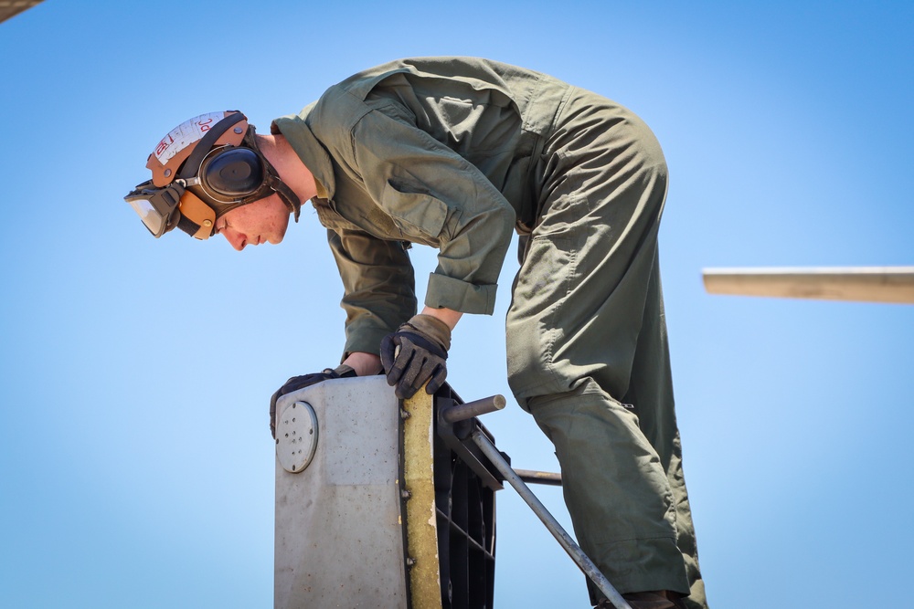 Maintenance Day at Exercise Gunslinger 22