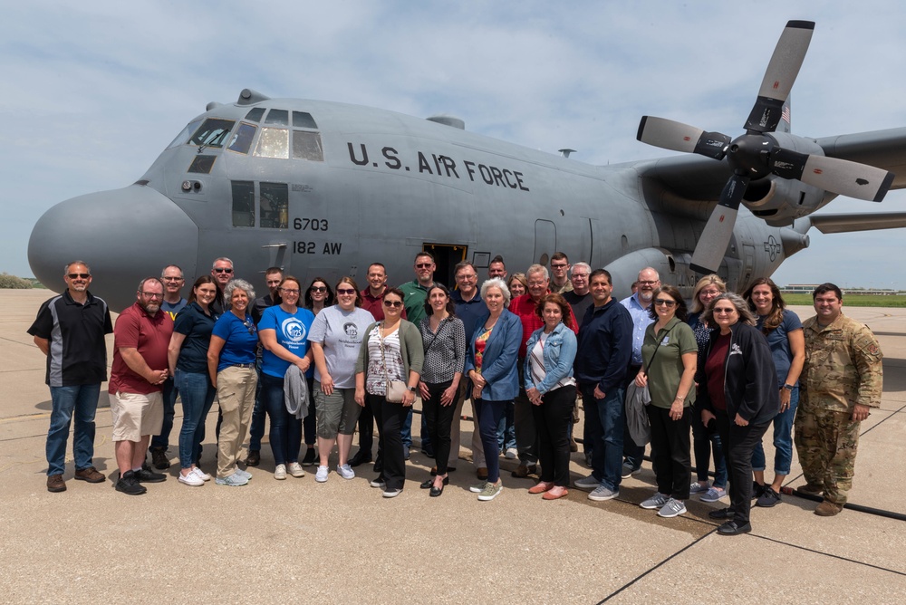 182nd Airlift Wing hosts 2022 Employer Support of Guard and Reserve &quot;Breakfast with the Boss&quot;