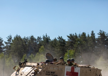 US provides AFU Soldiers with maintanence training on M113 Armored Personnel Carrier