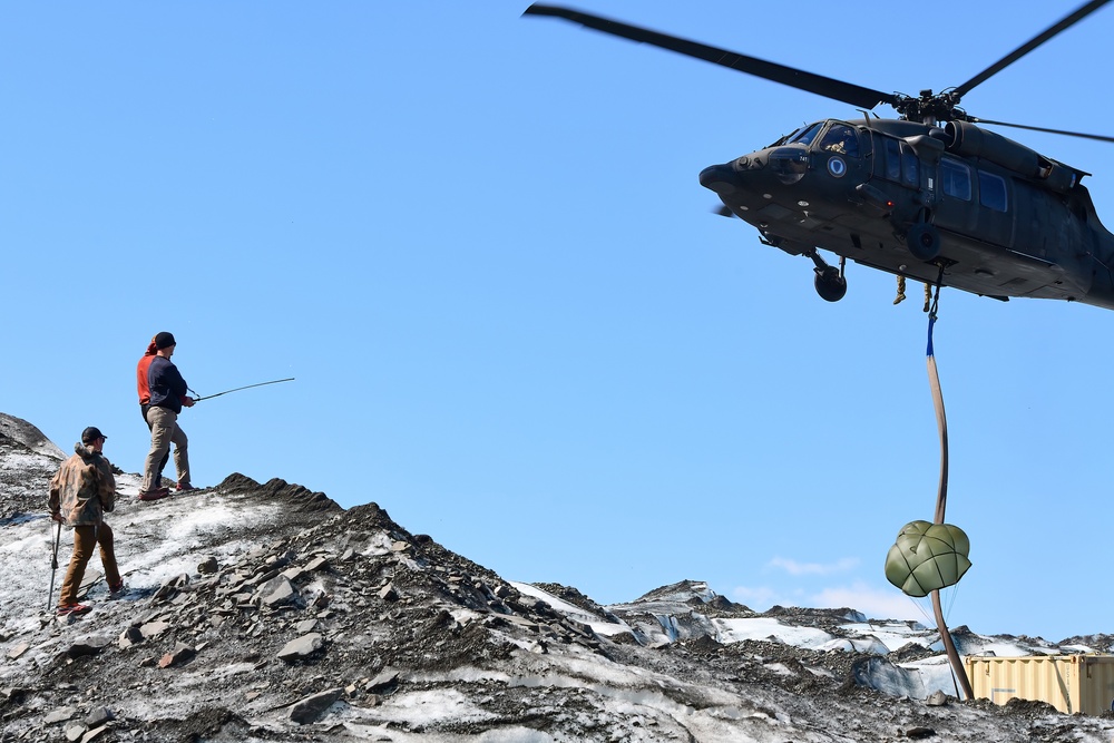 Arctic Angels assist with 2022 Colony Glacier recovery efforts