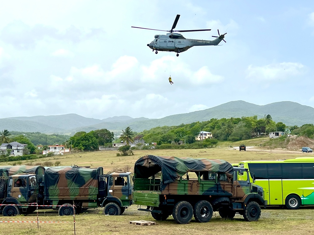 U.S. and French Marines Work Together on DV Day During Exercise Caraibes 2022