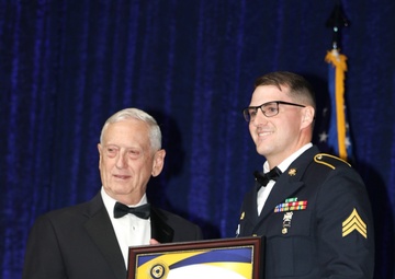 Military Appreciation Banquet shines spotlight on Alaska Soldiers