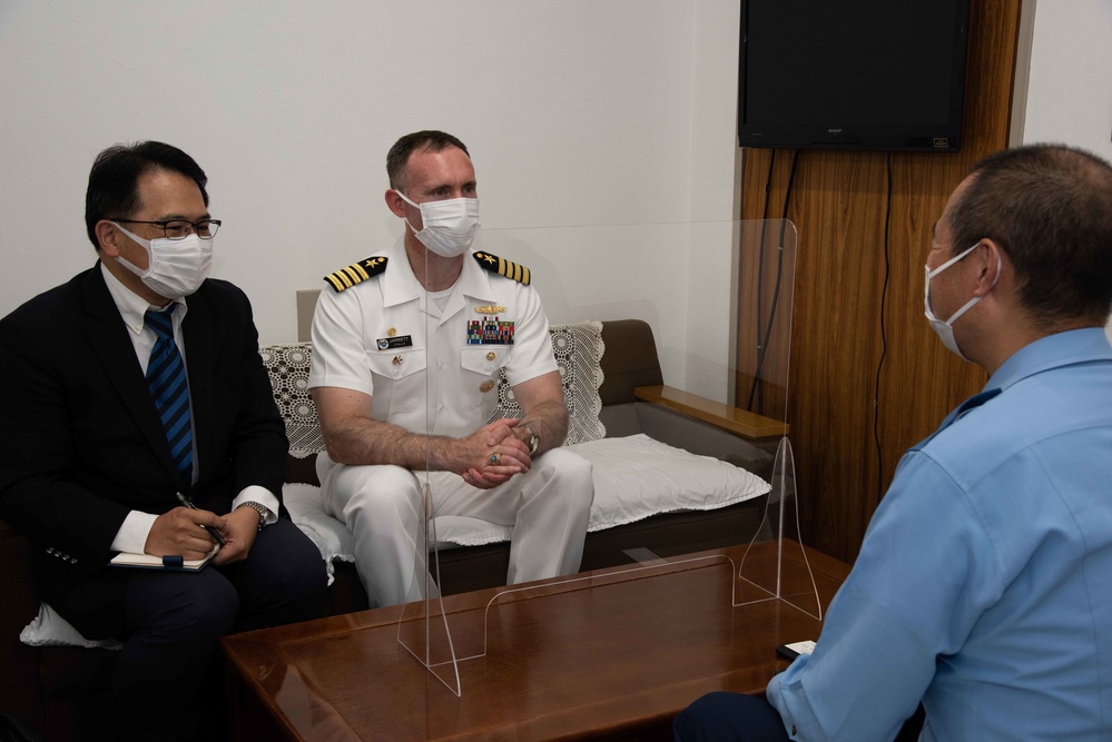 CFAY visits Zushi Police Station