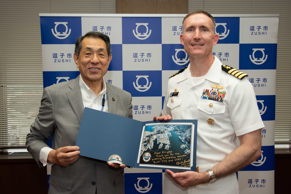 CFAY visits mayor of Zushi City