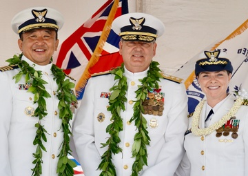 Coast Guard Sector Honolulu holds change of command ceremony