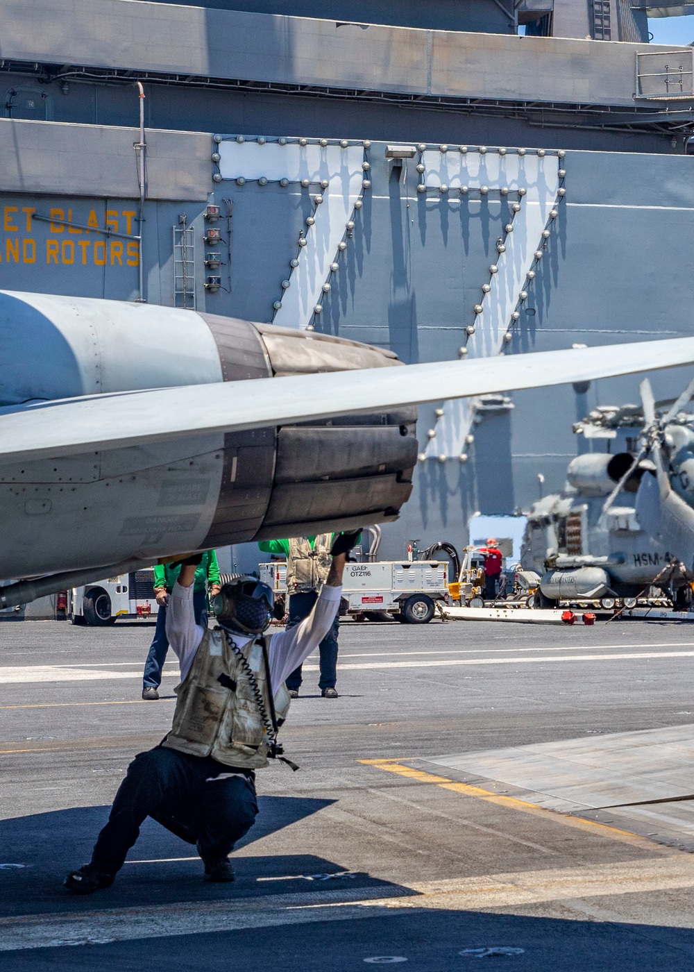 Flight Operations Aboard USS George H.W. Bush (CVN 77)