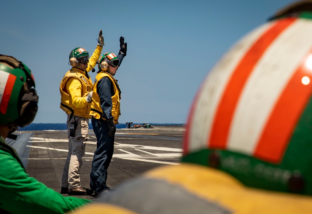 Flight Operations Aboard USS George H.W. Bush (CVN 77)