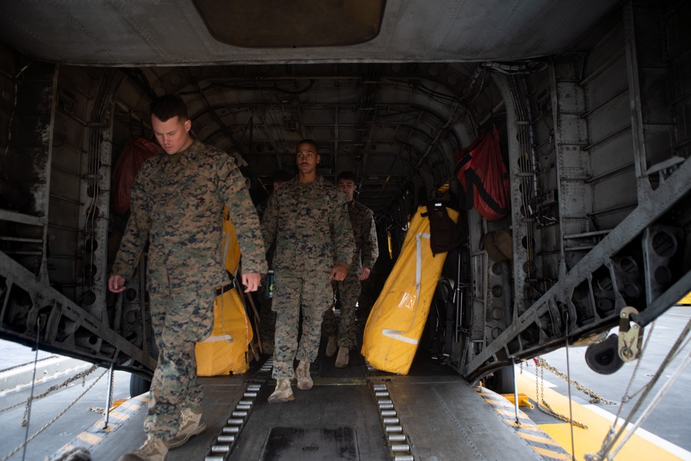 MAGTF-7: 3rd Battalion, 4th Marine Regiment familiarization with CH-53E Super Stallion