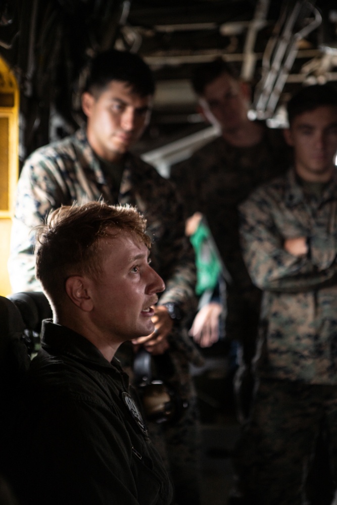 MAGTF-7: 3rd Battalion, 4th Marine Regiment familiarization with CH-53E Super Stallion