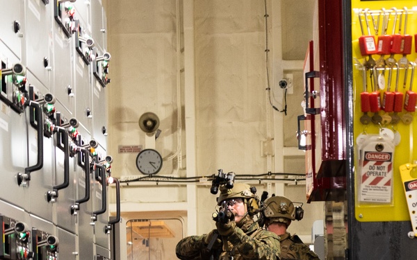 VBSS Aboard the Miguel Keith