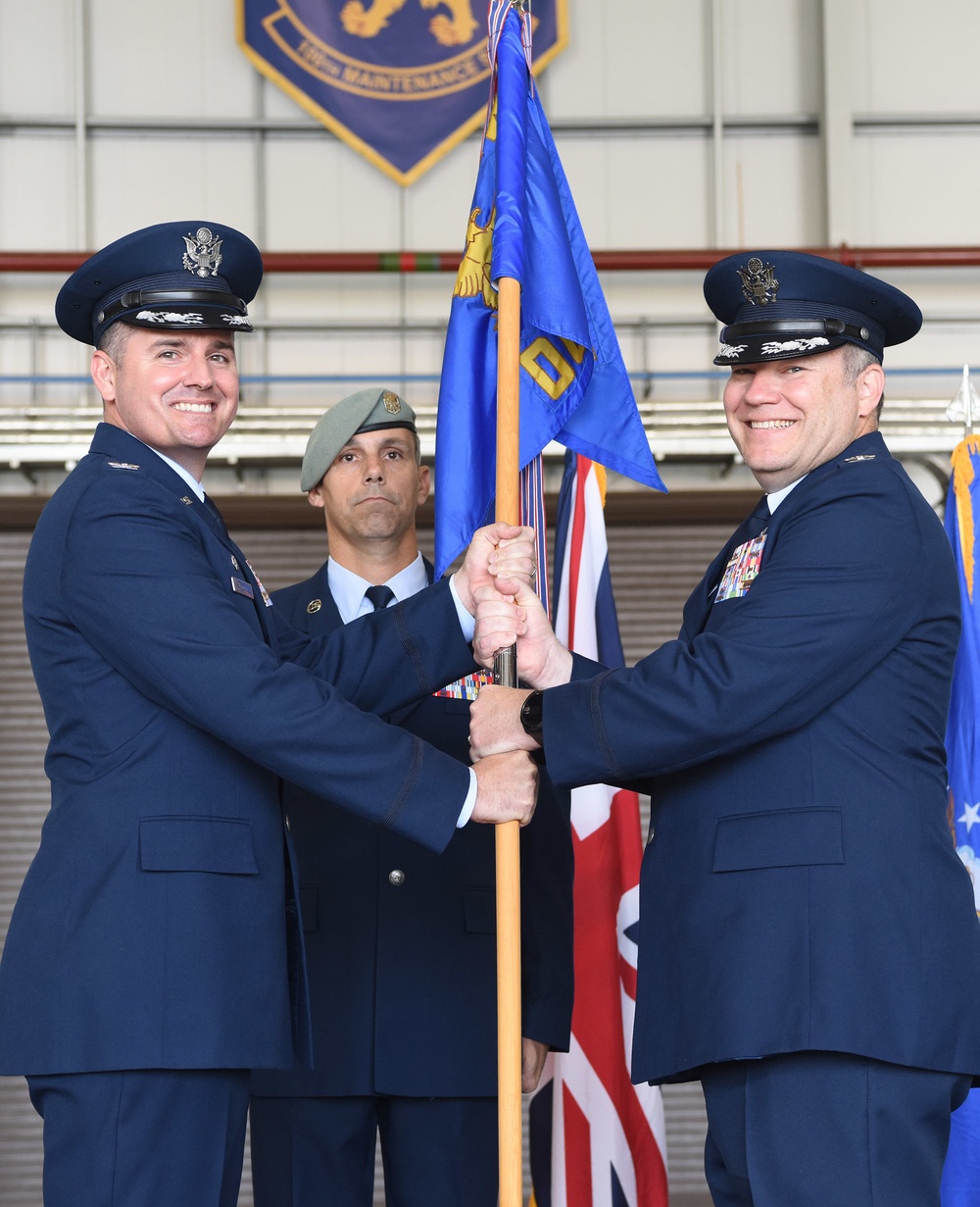 100th Operations Group changes command