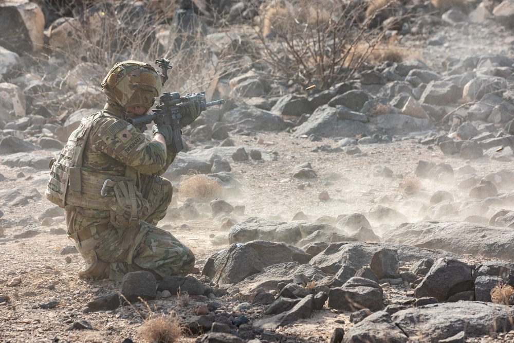 Kentucky National Guard conducts squad live-fire in Djibouti