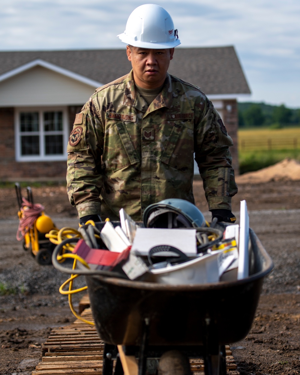 Idaho Engineers Build Homes for Cherokee Veterans