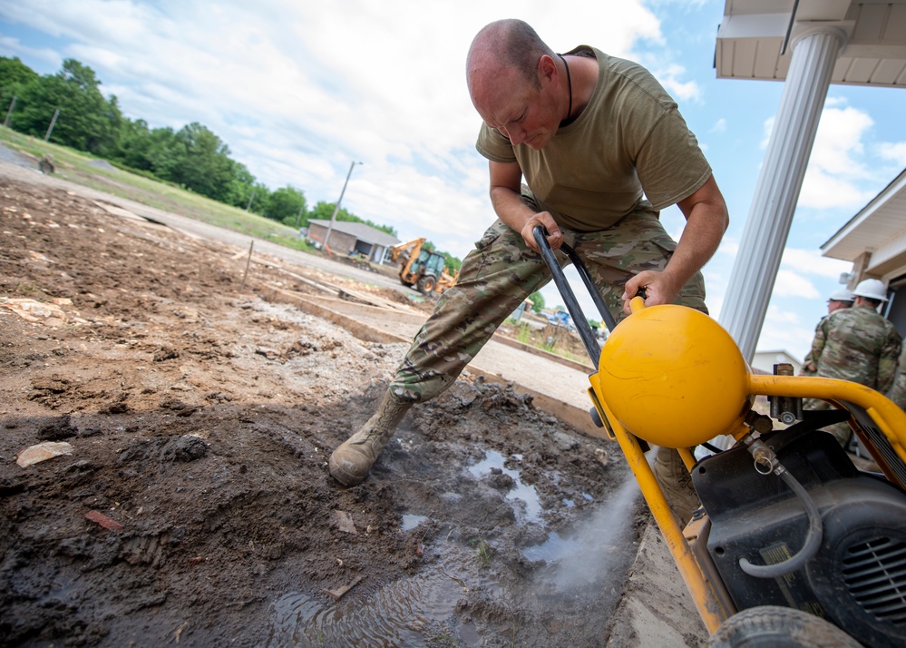 Idaho Engineers Build Homes for Cherokee Veterans