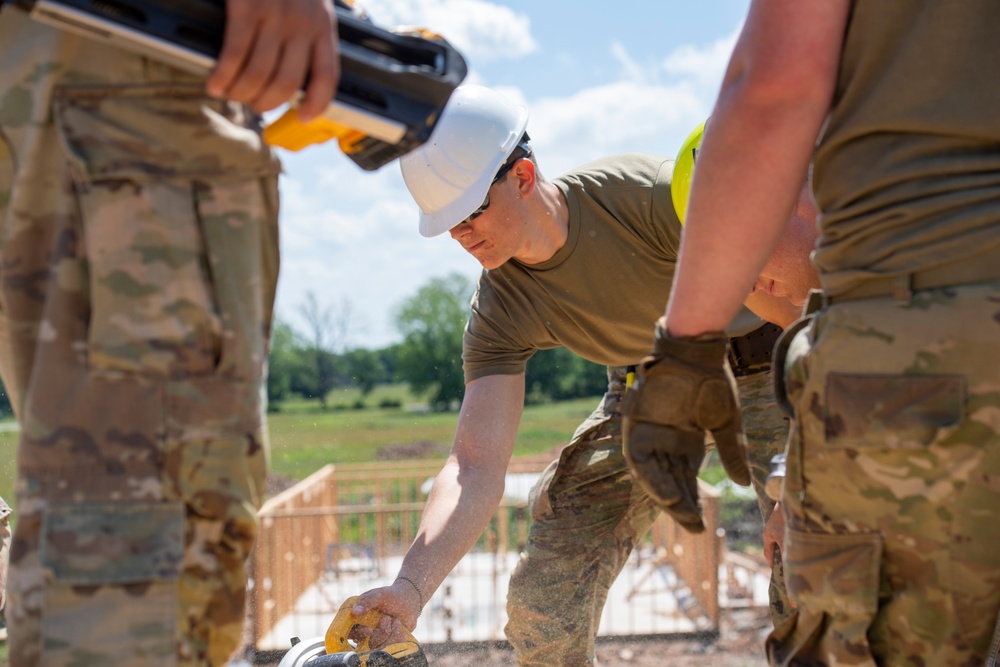 Idaho Engineers Build Homes for Cherokee Veterans