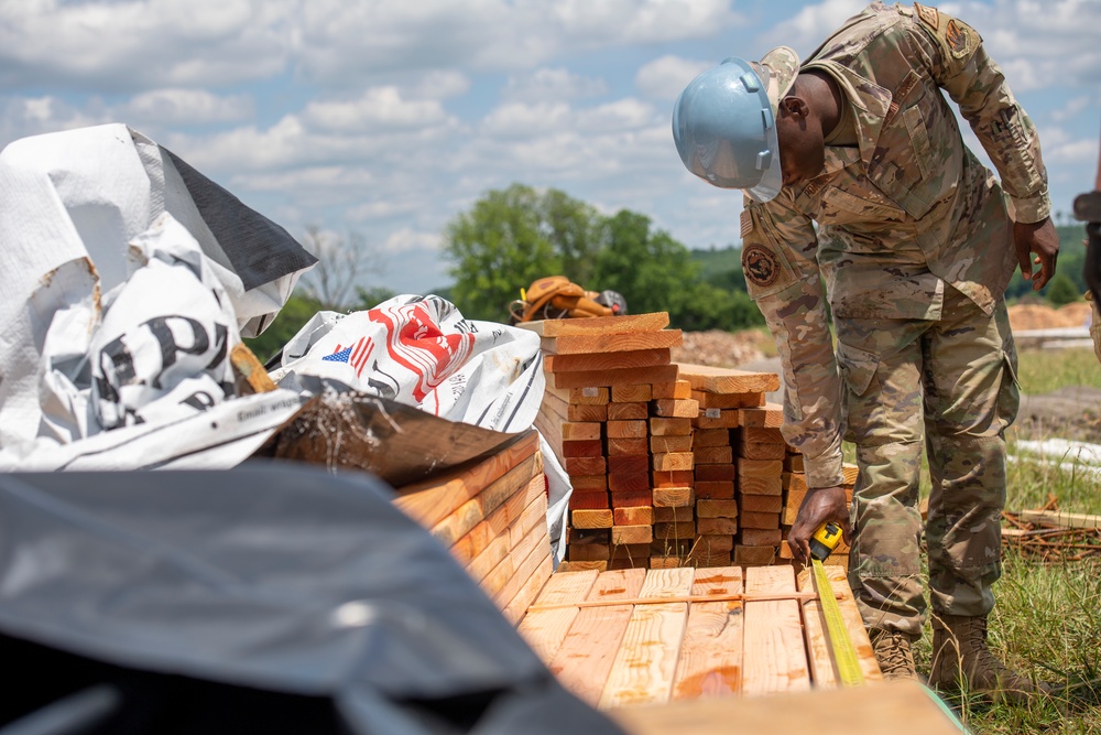 Idaho Engineers Build Homes for Cherokee Veterans