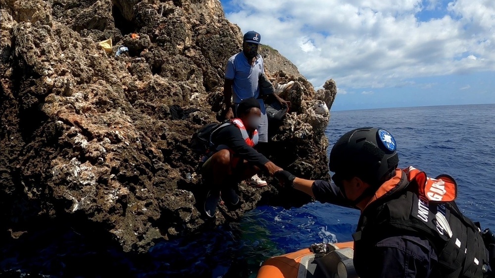 Coast Guard rescues 27 Haitians stranded on Monito Island, Puerto Rico following illegal voyage