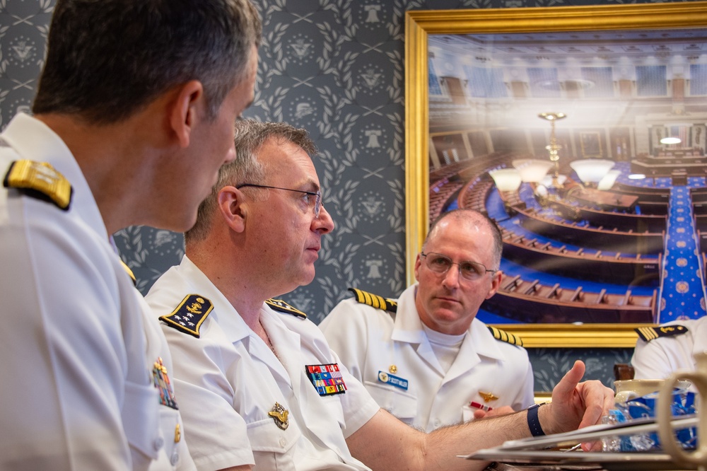 Chief of French Navy Visits USS Carl Vinson (CVN 70)