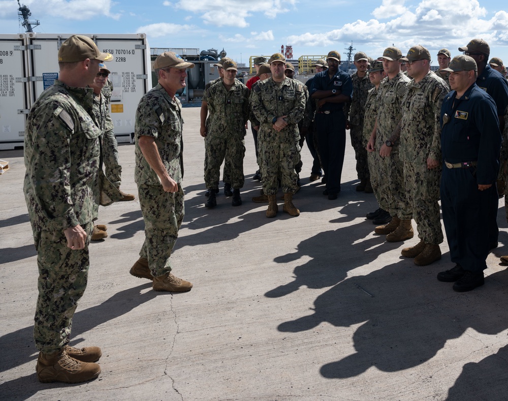 DVIDS - Images - USS Missouri Receives the McCracken Award [Image 2 of 6]