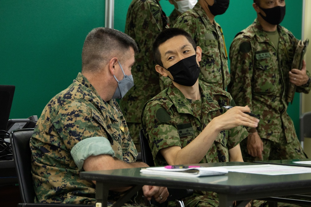 U.S. Marines, JGSDF conduct bilateral staff meeting