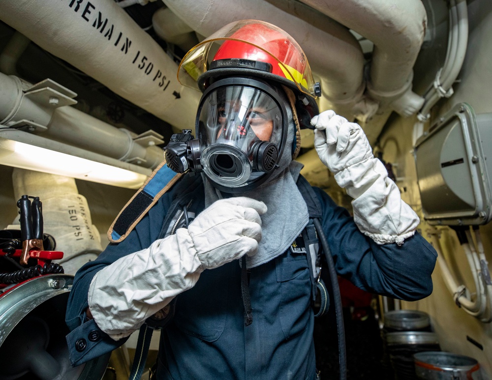 Sailors Aboard USS Dewey (DDG 105) Conduct Firefighting Drills