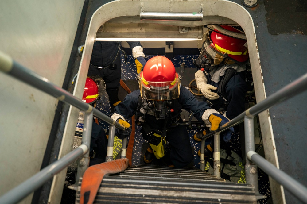 Sailors Aboard USS Dewey (DDG 105) Conduct Firefighting Drills