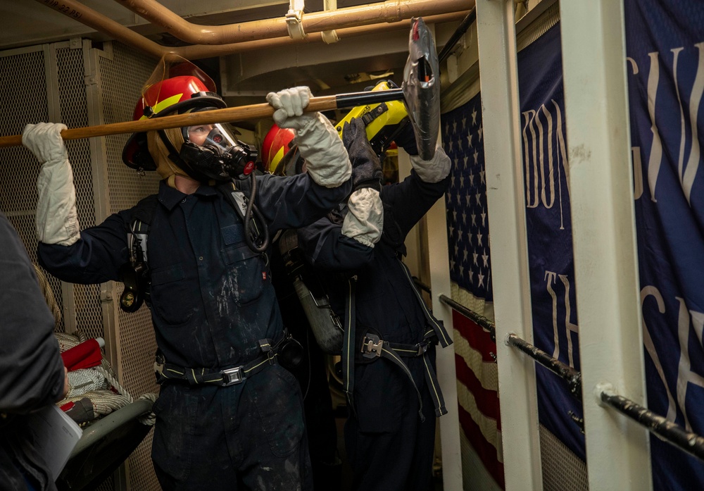 Sailors Aboard USS Dewey (DDG 105) Conduct Firefighting Drills