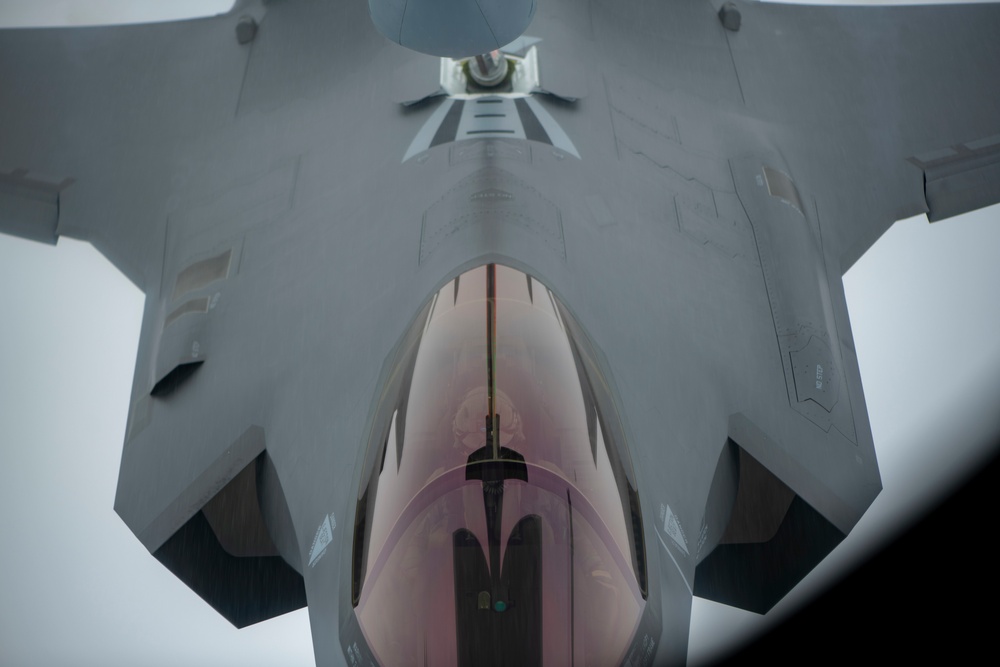 909th ARS fuels training missions over pacific