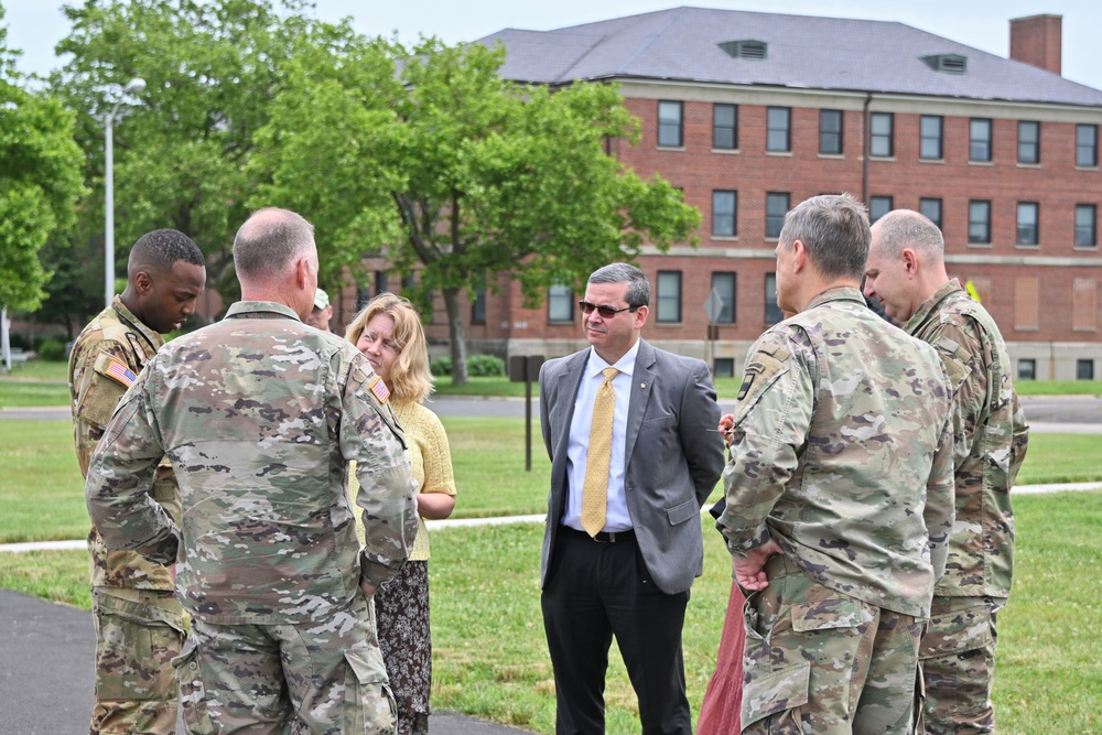 Fort Dix – U.S. ASA Fort Dix Headquarters VIP Lift  UH-60s – Wurmann Hall Lift Pad