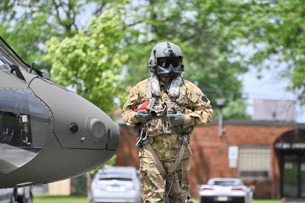 Fort Dix – U.S. ASA Fort Dix Headquarters VIP Lift  UH-60s – Wurmann Hall Lift Pad