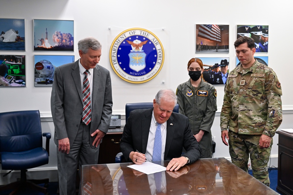 SecAF Kendall program guidance letter signing