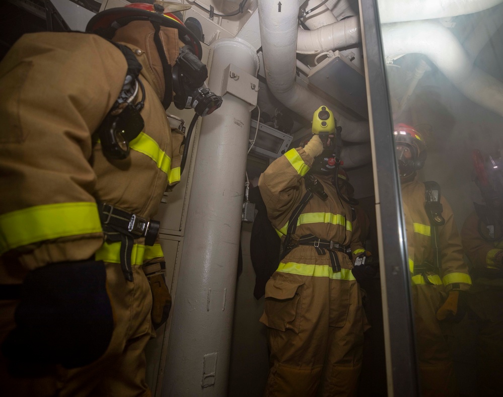 USS Arleigh Burke (DDG 51) Sailors Respond to a General Quarters Drill