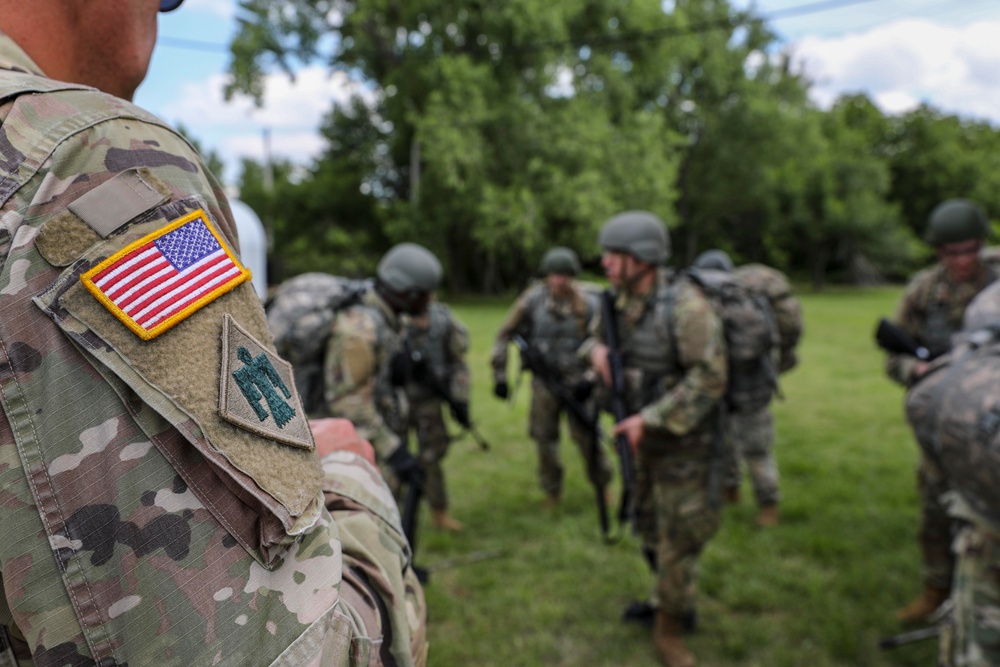 Kansas and Oklahoma National Guard OCS train together