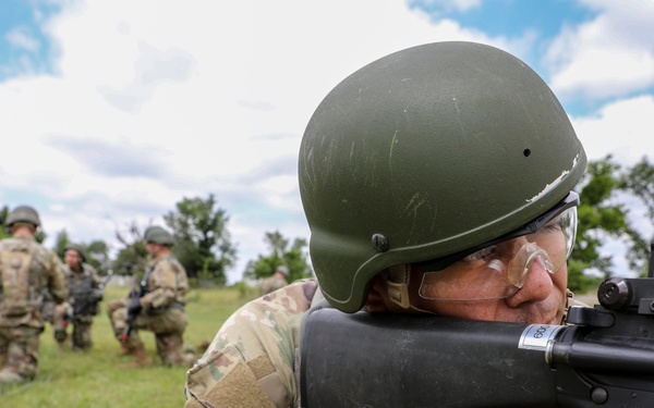 Kansas and Oklahoma National Guard OCS train together