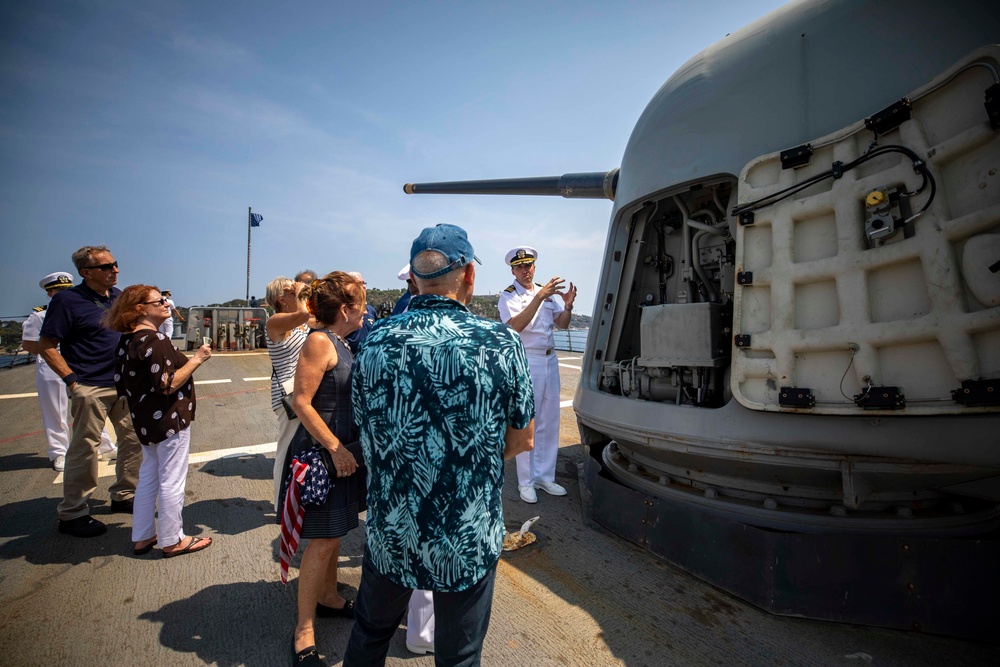 Sailors Give French Citizens Tour of USS Arleigh Burke (DDG 51)