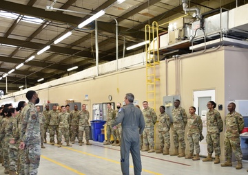 10 AF commander visits future 5th generation fighter wing