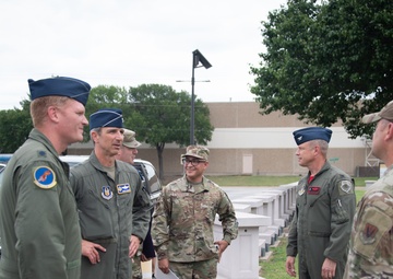 10 AF commander visits future 5th generation fighter wing