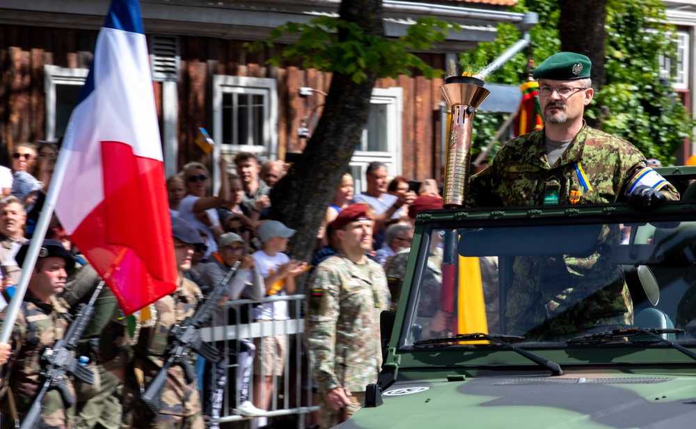 Allies Celebrate Estonian Victory Day