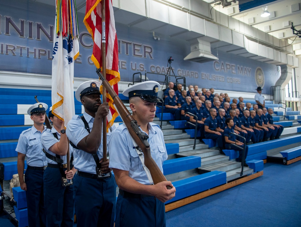 Mission Support Division officer retires after 32 years of Coast Guard service