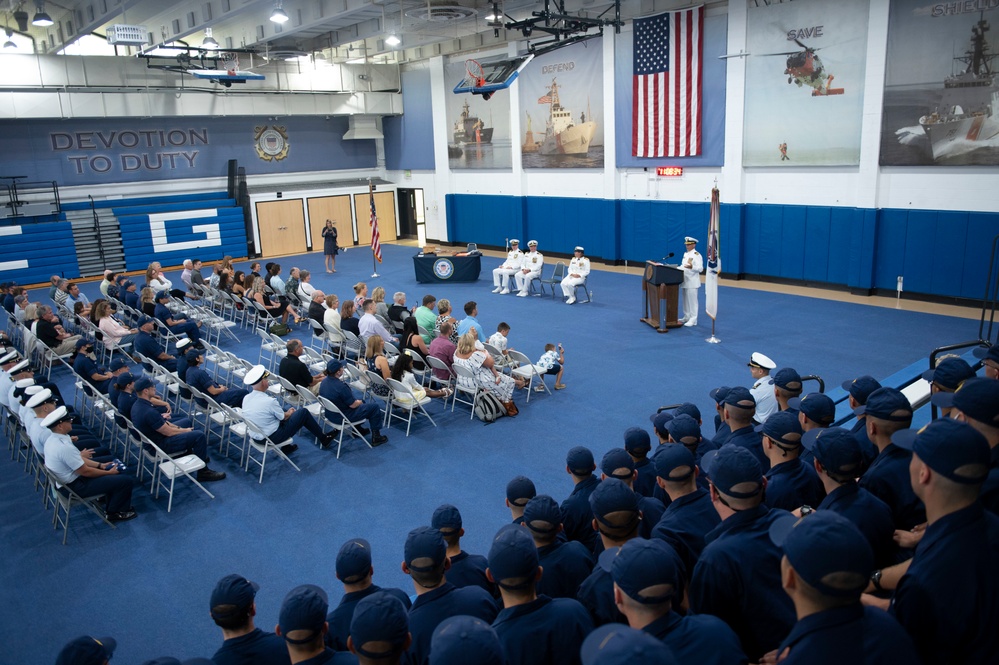 Mission Support Division officer retires after 32 years of Coast Guard service