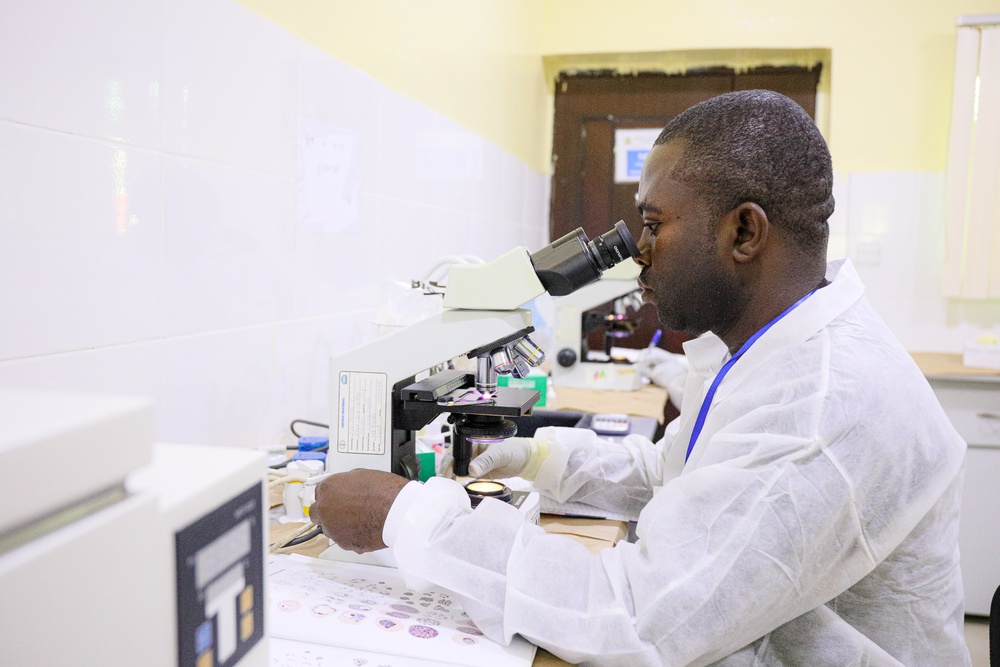 WRAIR and Partners Develop Nigeria’s First-Ever Malaria Slide Bank